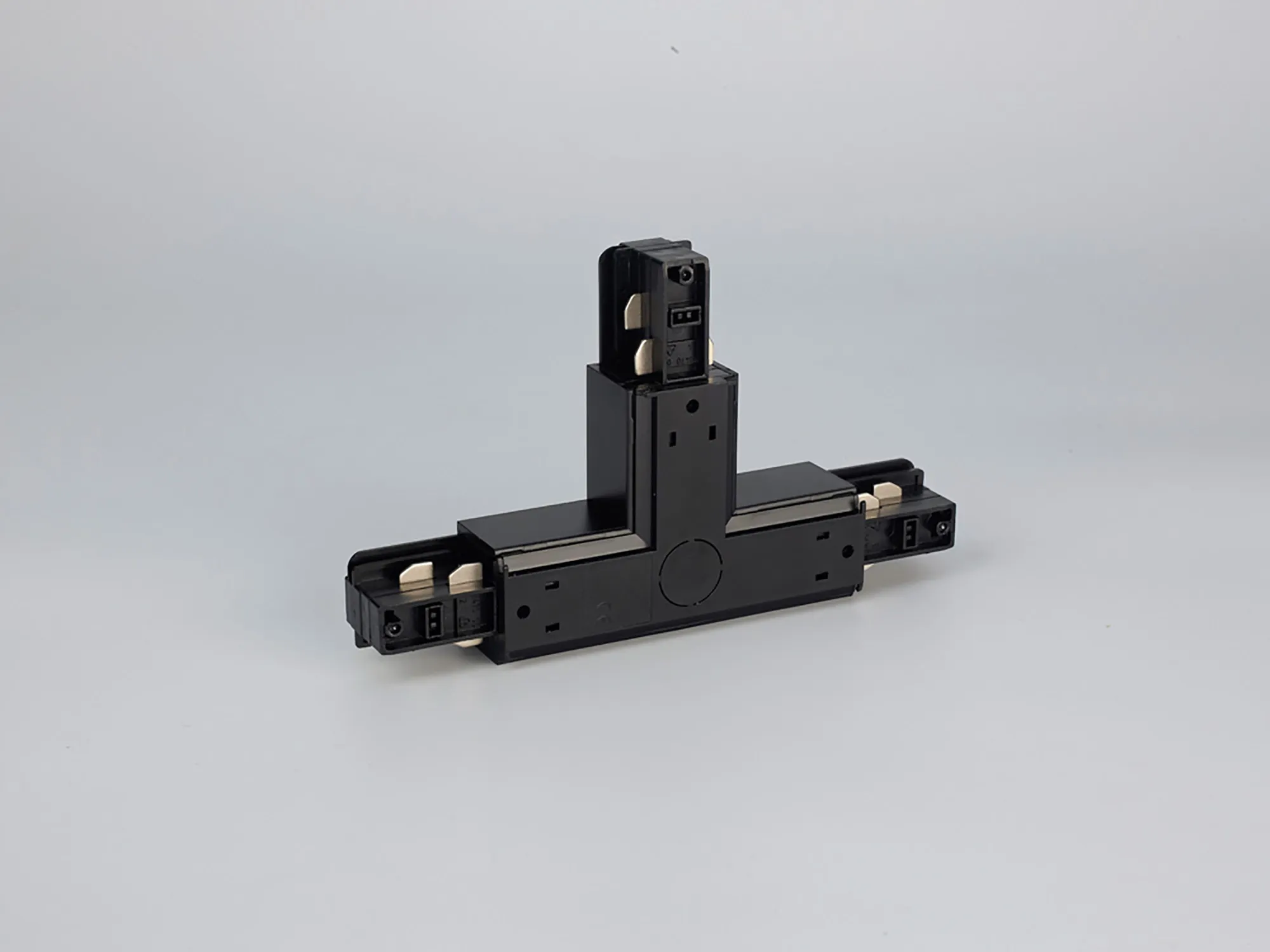 T Coupler With Feeding Option 3 Circuit Surface Mounted Track Earth Outside Right 555 1 1214 2  Eutrac 3 Circuit Surface-Black